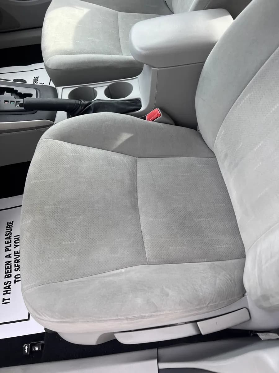 Front seats and console cleaned — after